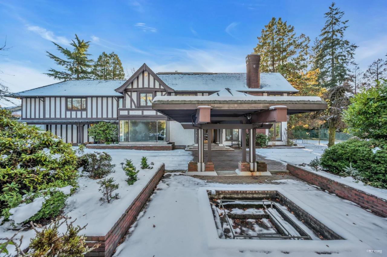 Historic Specious Home In Vancouver West Экстерьер фото