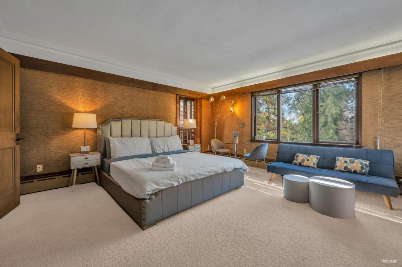 Historic Specious Home In Vancouver West Экстерьер фото